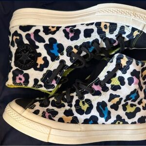 Converse Velvet Leopard